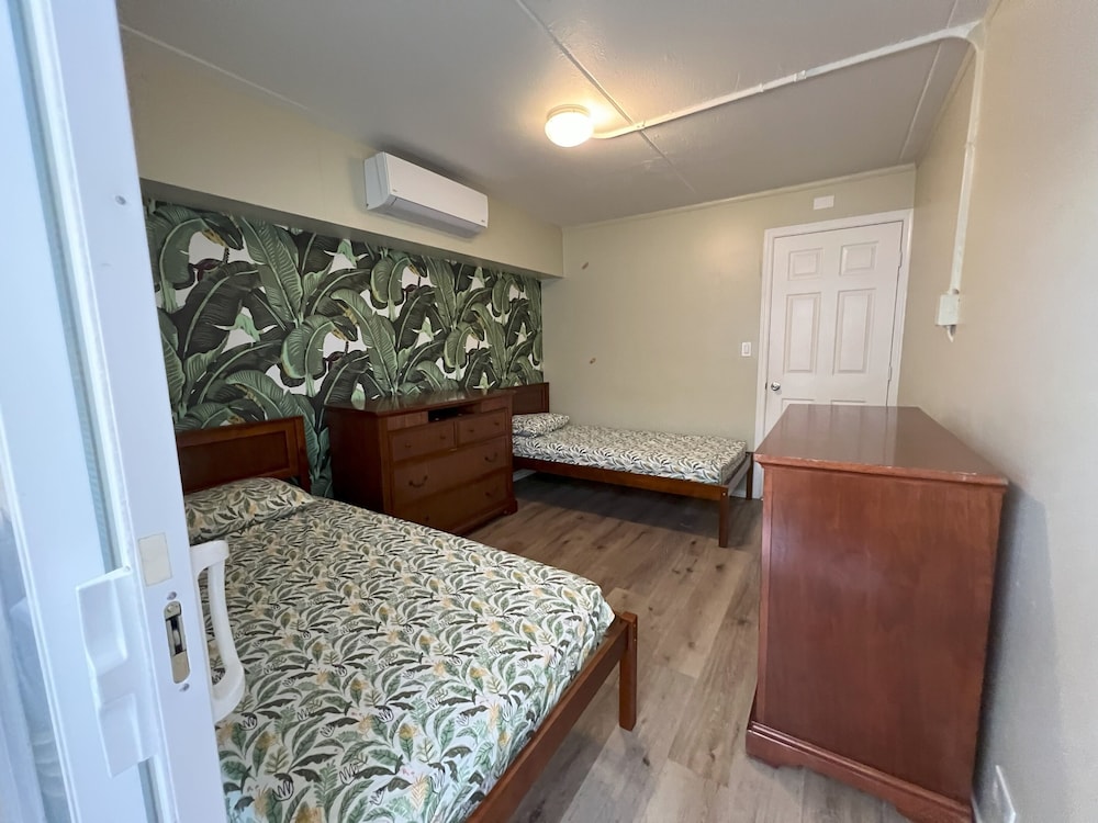 Semi Private, Inner, Mixed Dorm, Twin Beds, Shared Kitchen، Waikiki Beachside Hostel 3/4