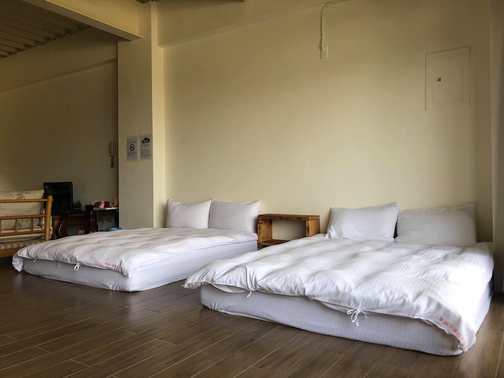 Sanyi Happiness B&B 16/70