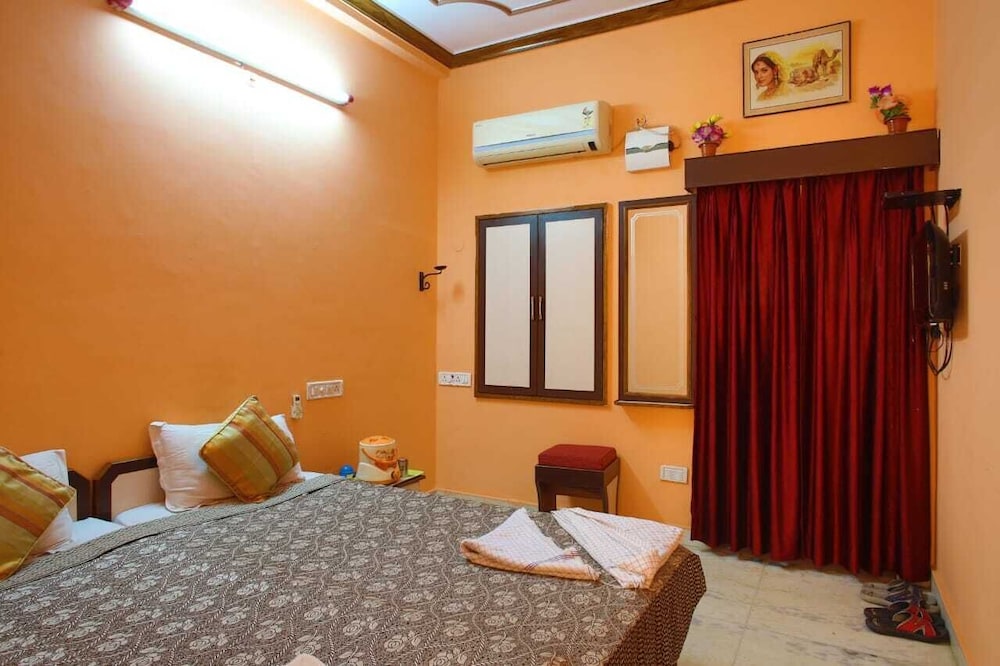 Hotel Jaisal Palace 15/42