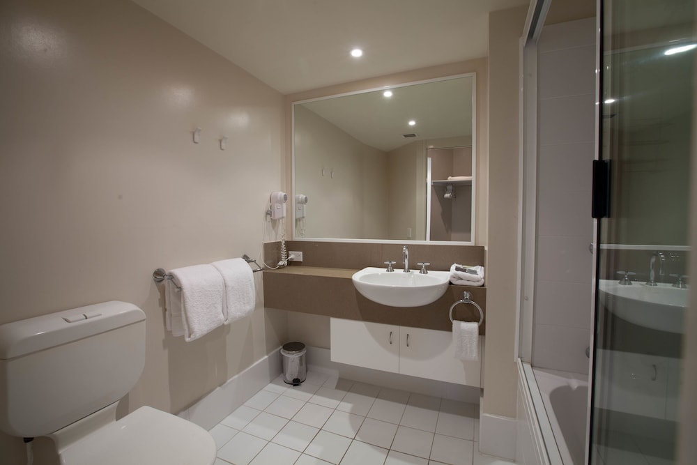 Coral Sands Beachfront Resort 21/59