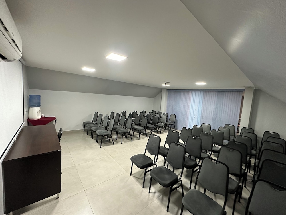 Brasilia Park Hotel 58/60