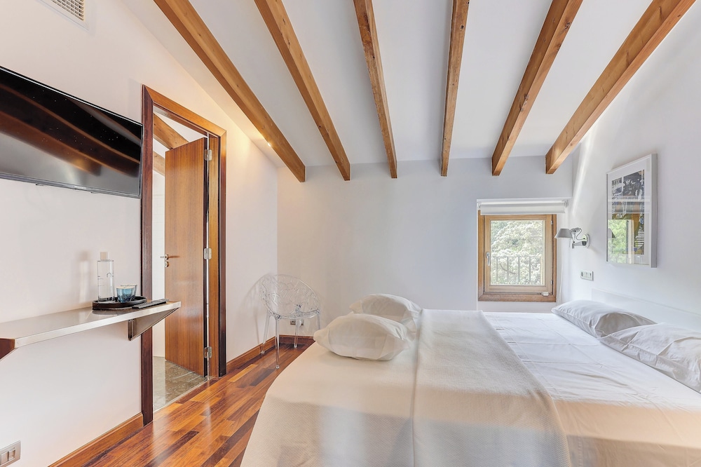 Hotel Desbrull - Turismo de interior 11/19