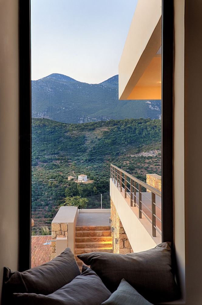 Euphoria Suites 28/41