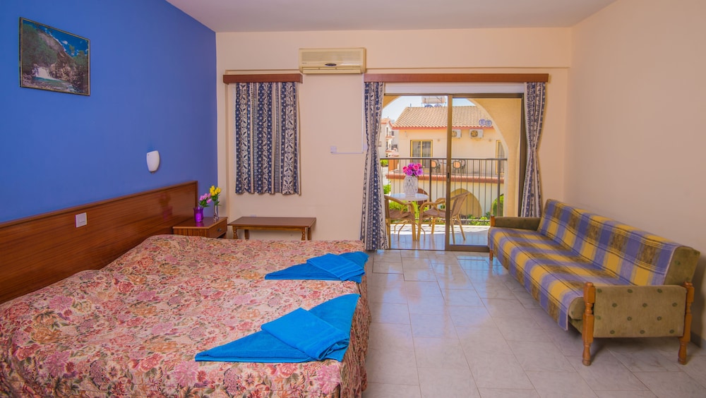 Windmills Hotel Apartments 31/61