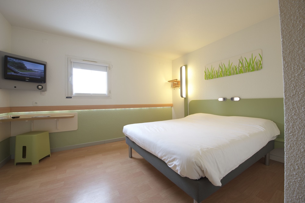 Ibis Budget Pau Est 34/71