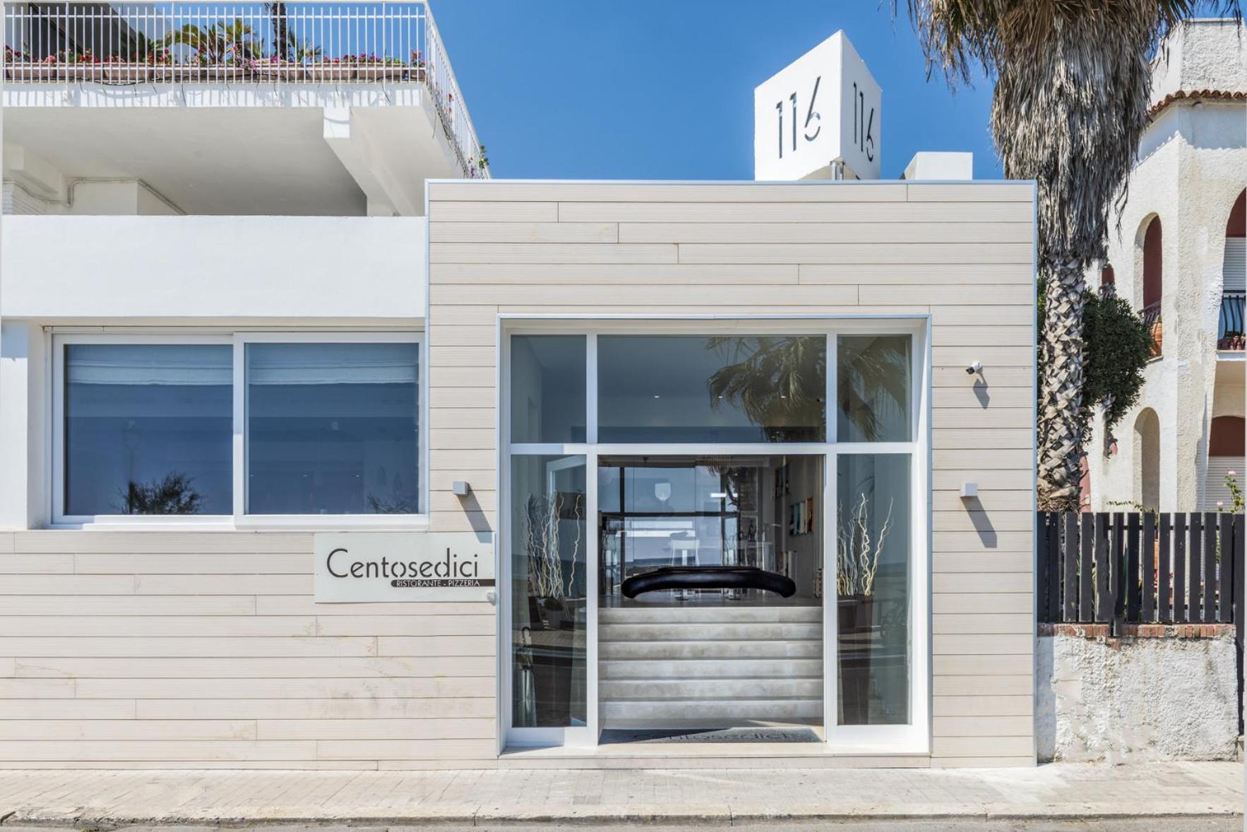 Hotel Centosedici 3/50