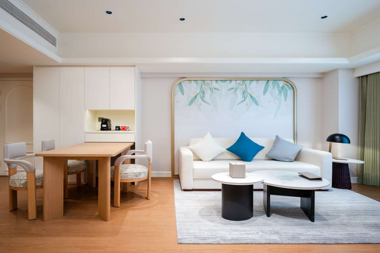 Swissotel Living Shanghai Hongqiao 11/18