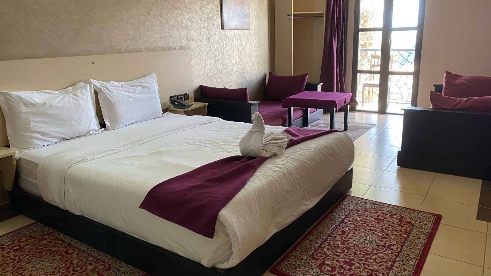 SUPERIOR, DOUBLE BED