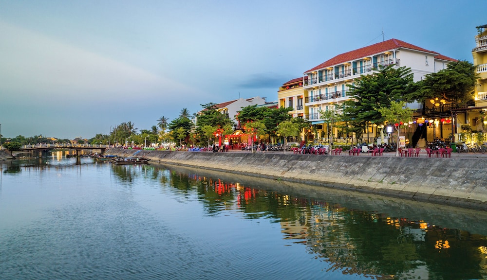 Lantana Boutique Hoi An Hotel 44/50