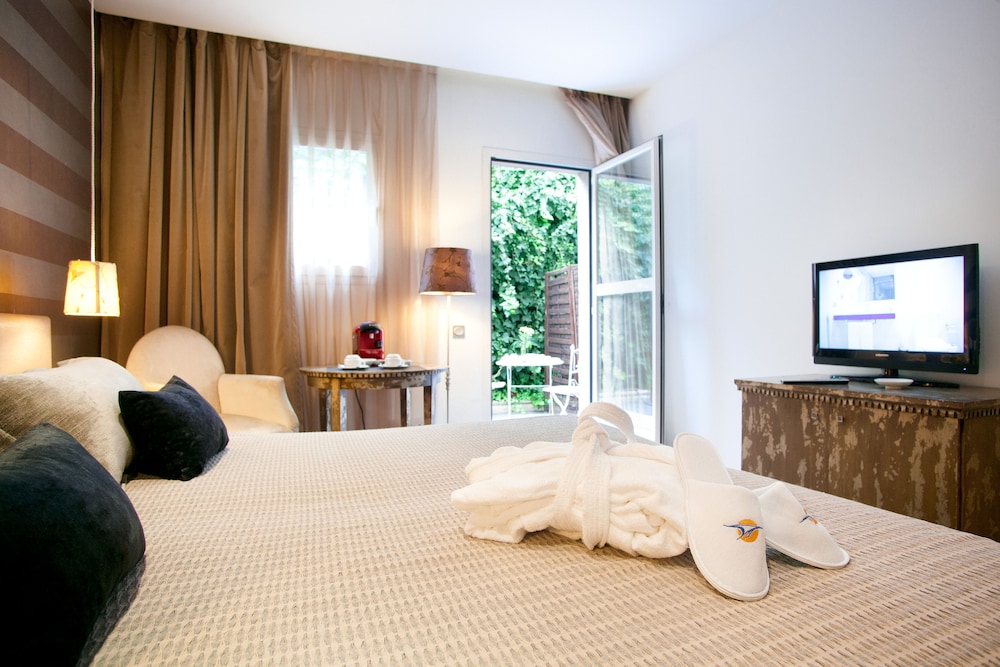Globales Acis And Galatea Hotel 17/49