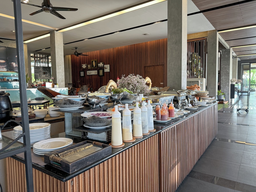 Amphawa Na Non Hotel & Spa 46/57