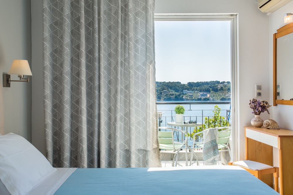 Hotel Akti 29/57