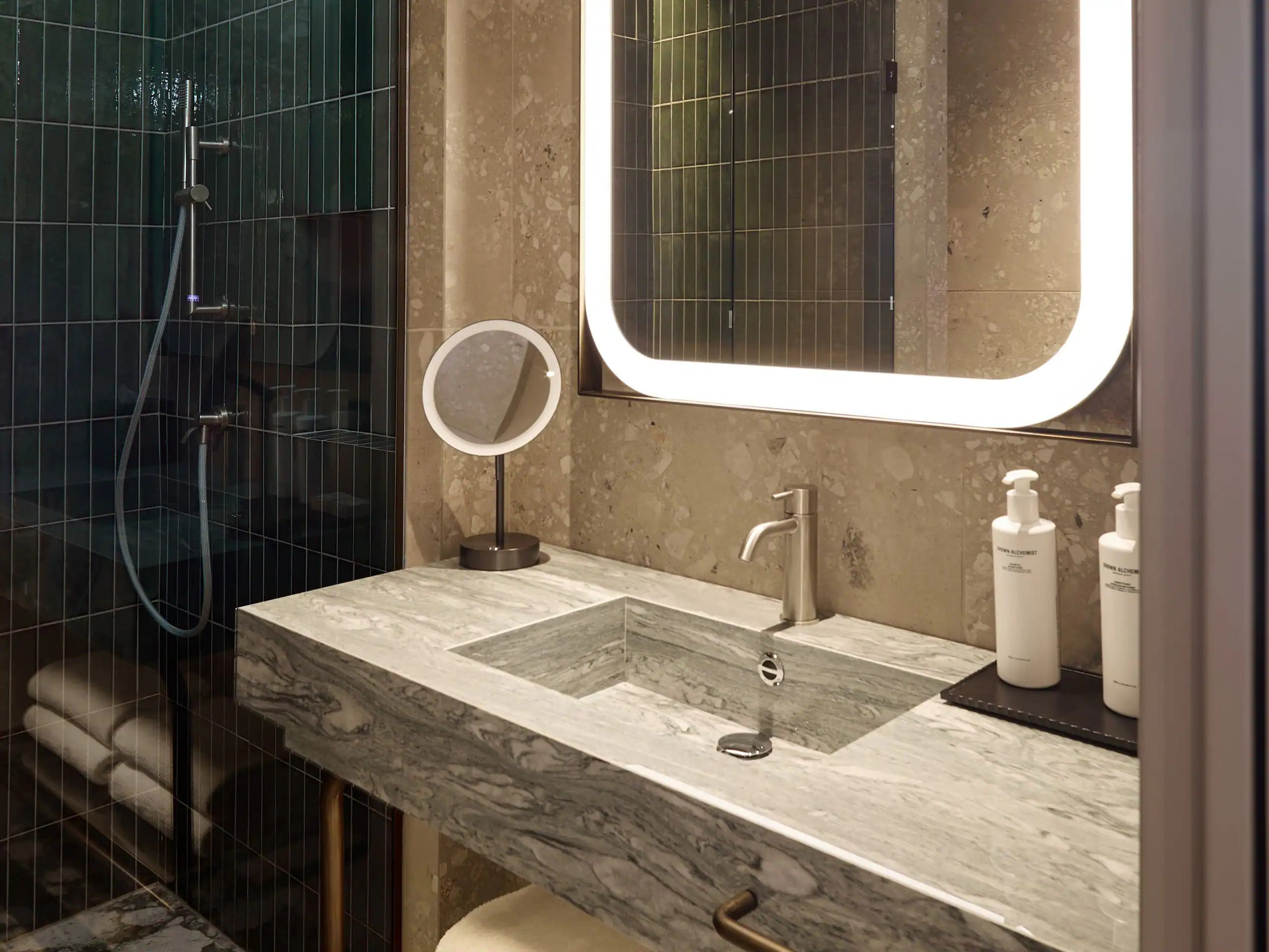 Radisson Blu Es Hotel Roma 48/50