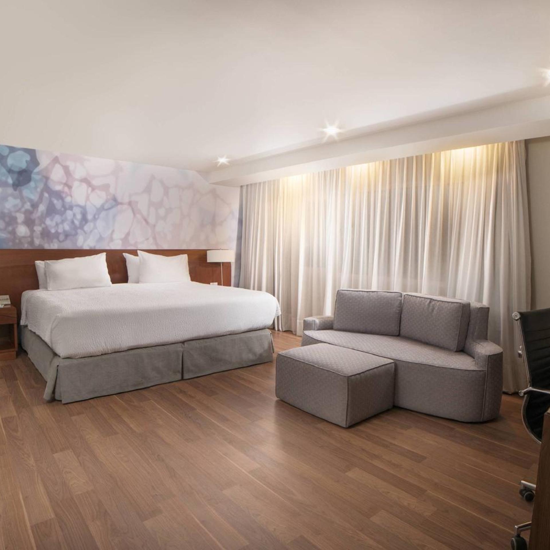 Master, Suite