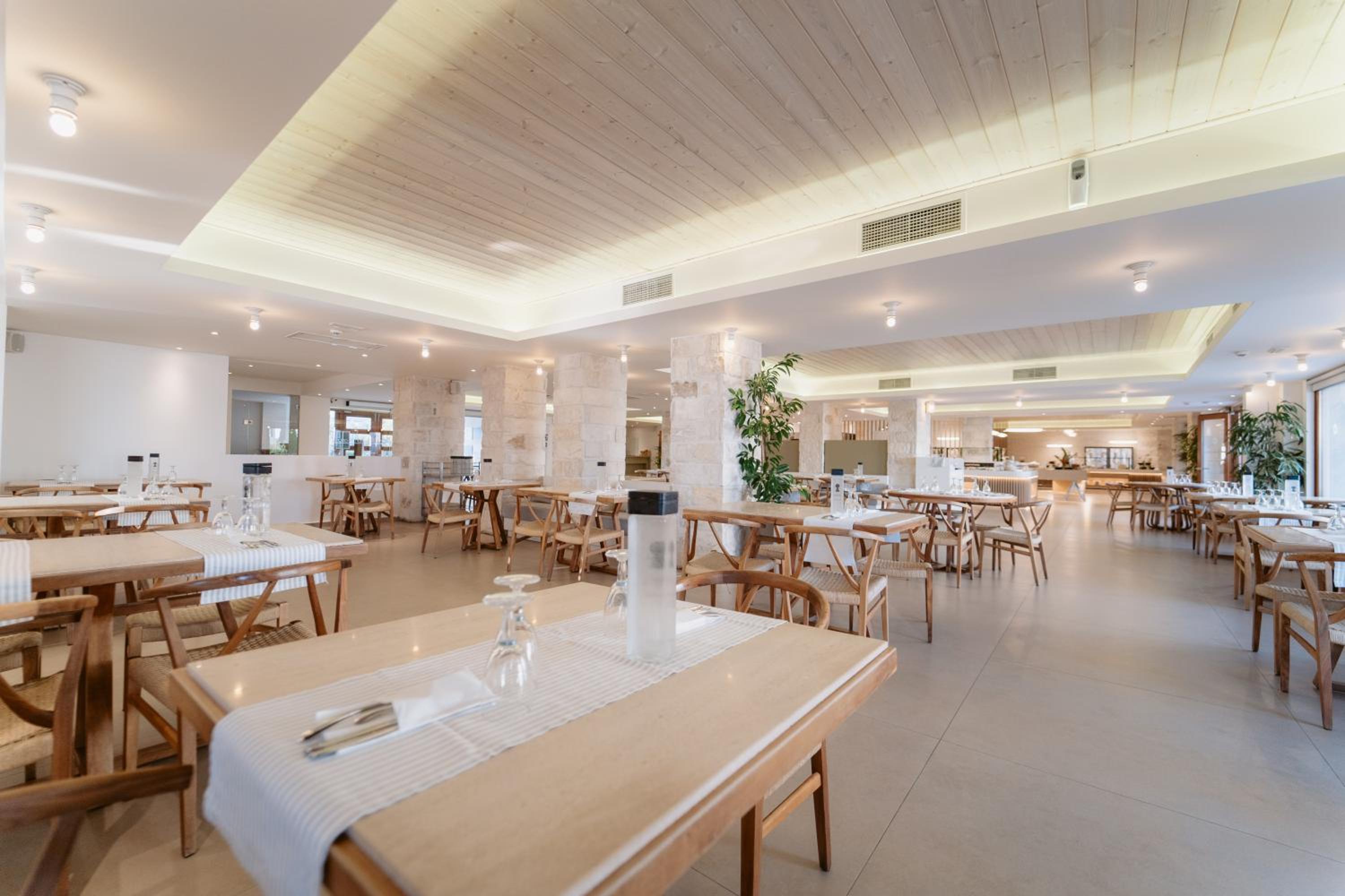 Ostria Resort & Spa 40/59