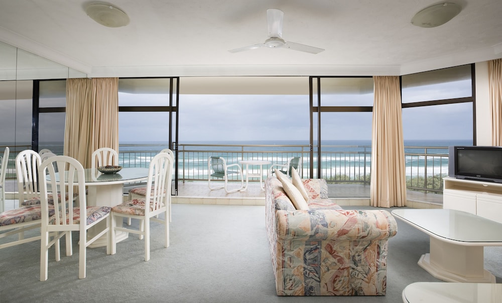 BreakFree Imperial Surf Surfers Paradise 30/46