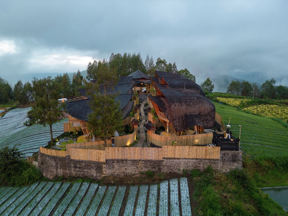 The Dewi Eco Bamboo Villa 10/58