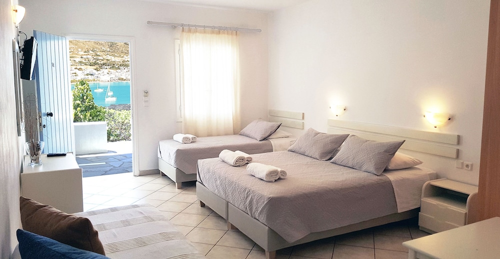 STUDIO, SEA VIEW, GROUND FLOOR