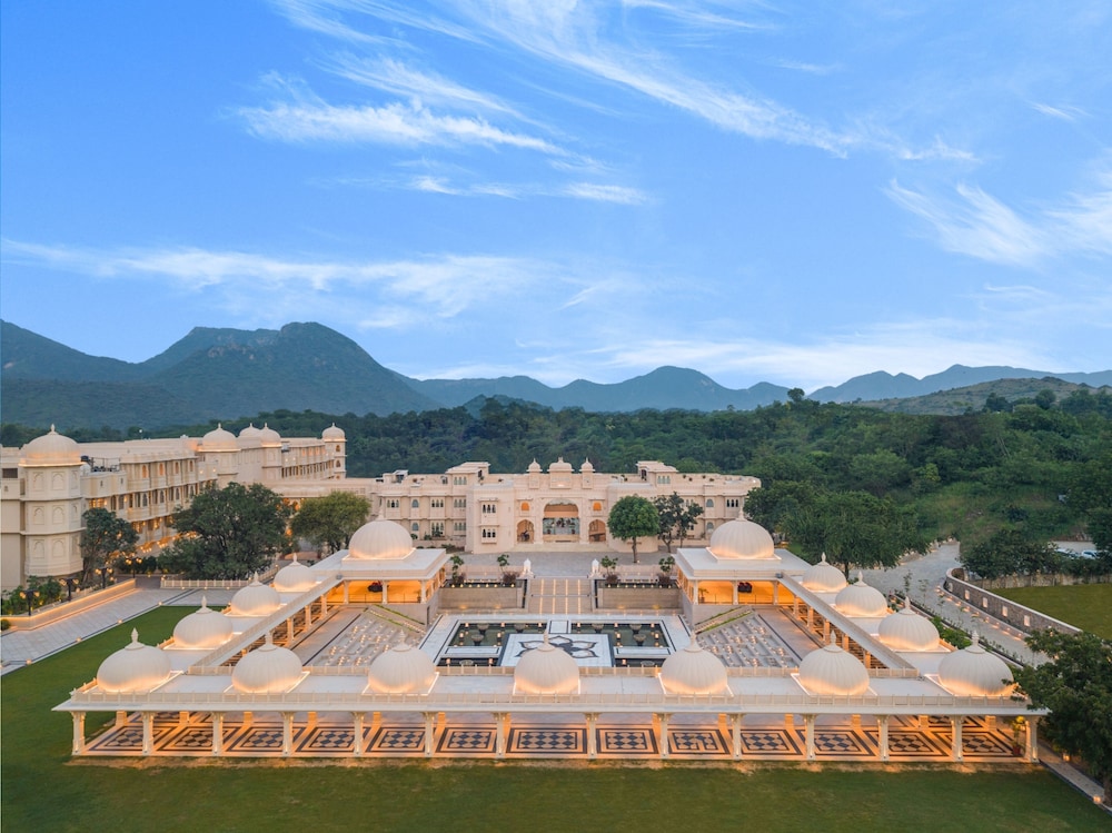Wyndham Grand Udaipur Fateh Sagar Lake 63/66