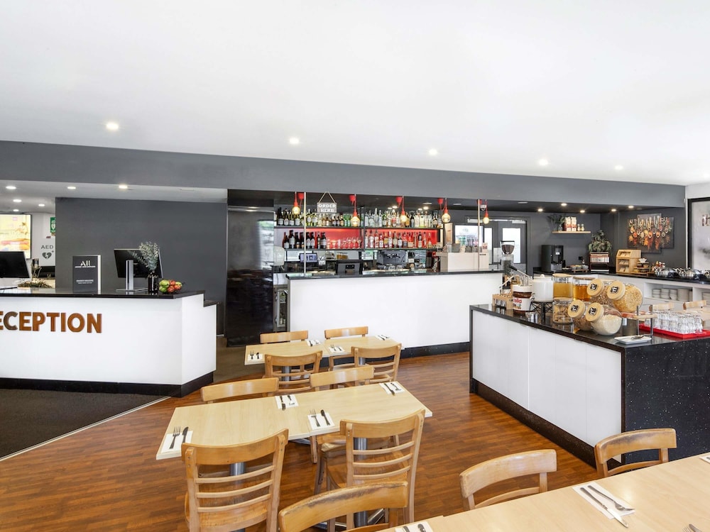 IBIS SYDNEY THORNLEIGH 51/62