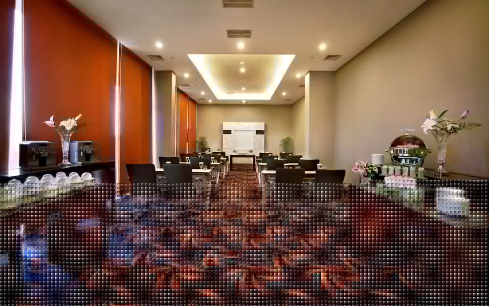 Fame Hotel Gading Serpong 49/51