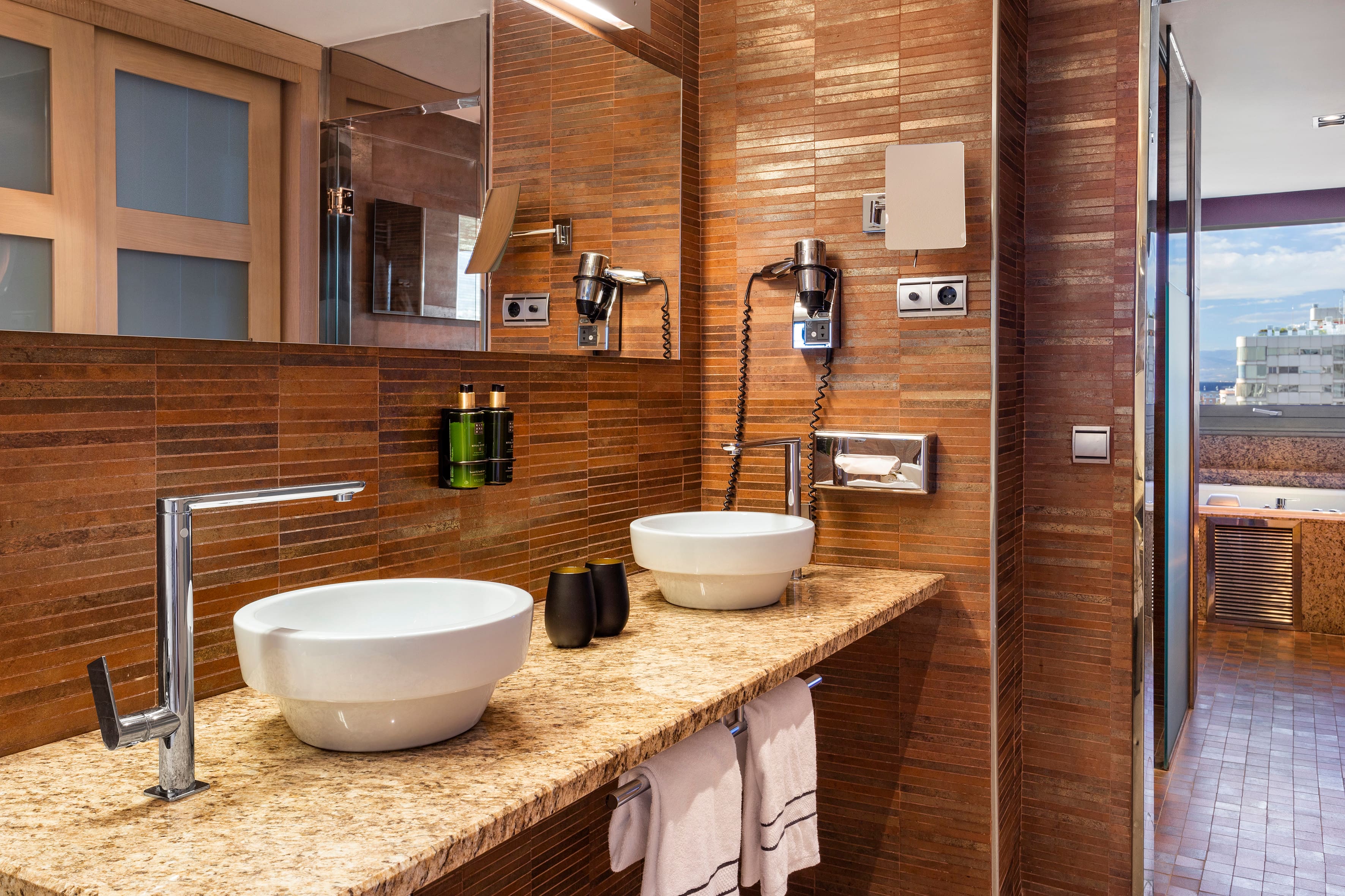 The Level, Junior Suite, Panoramic View، Melia Madrid Princesa Hotel 4/5