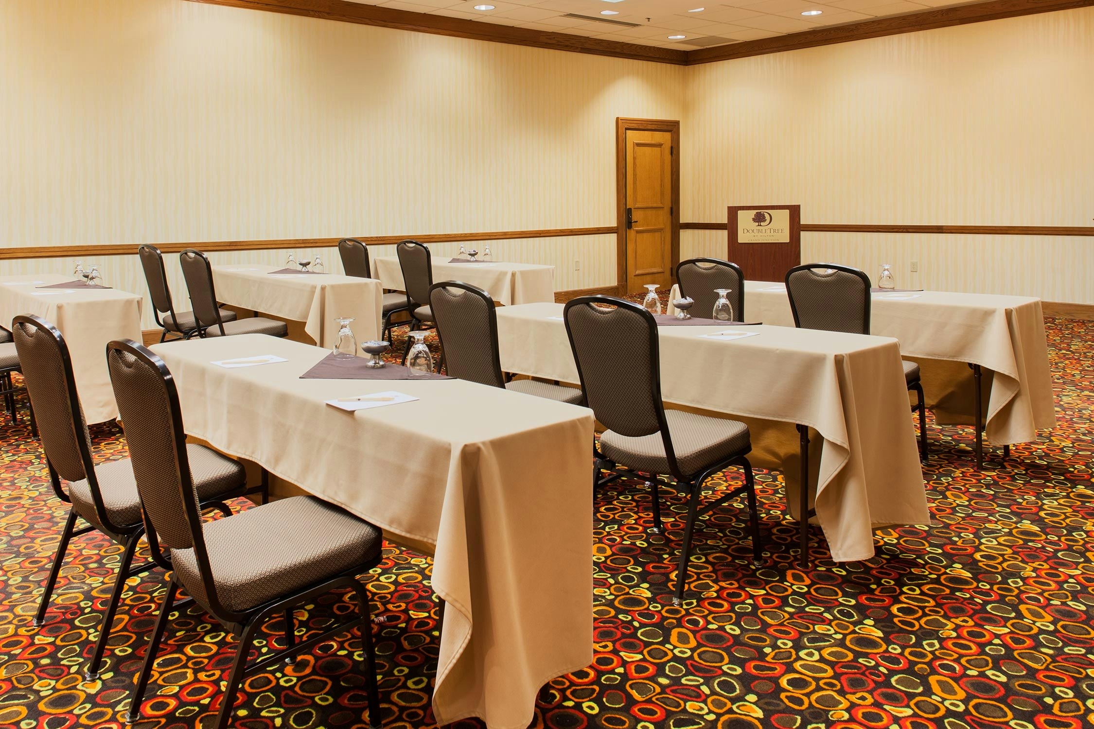 Doubletree By Hilton Grand Junction 30/36