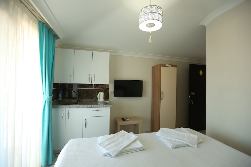 Grand Pera Suite 8/21