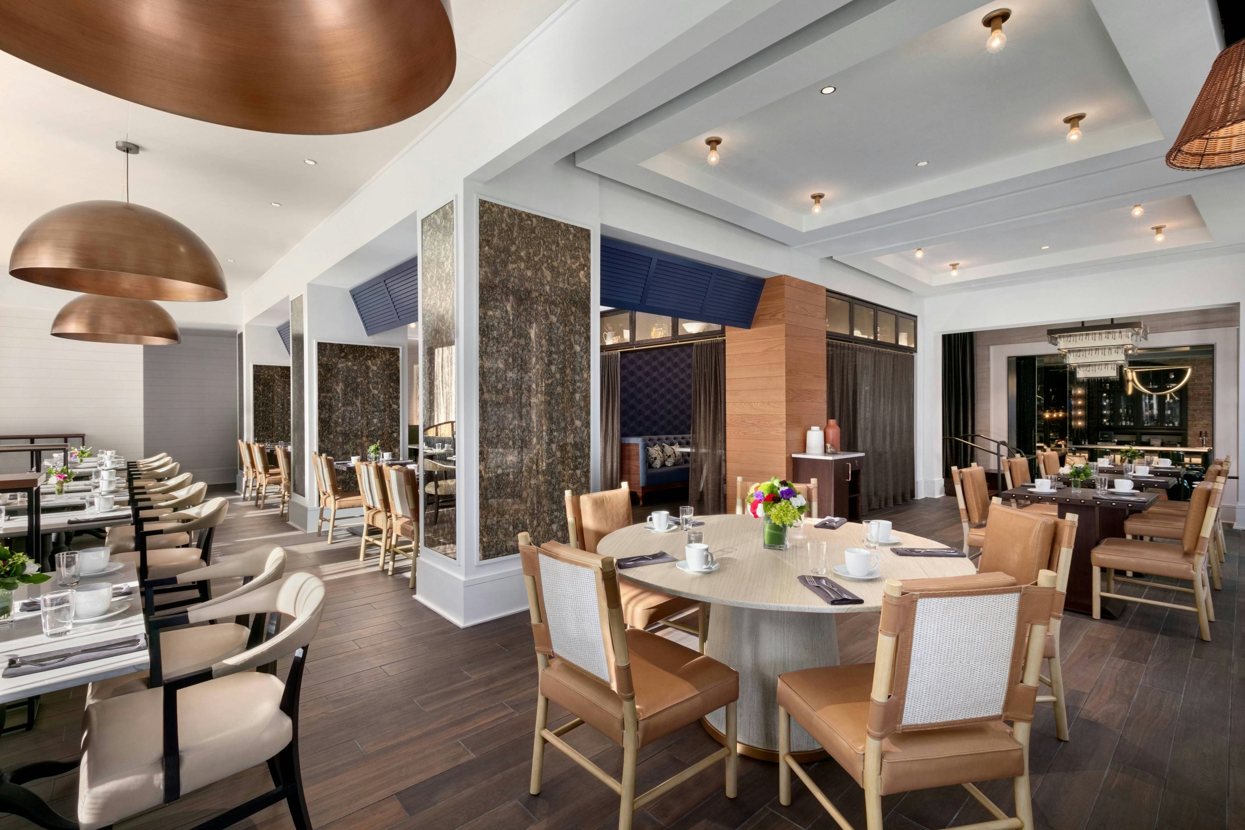 Glenn Hotel, Autograph Collection 25/41