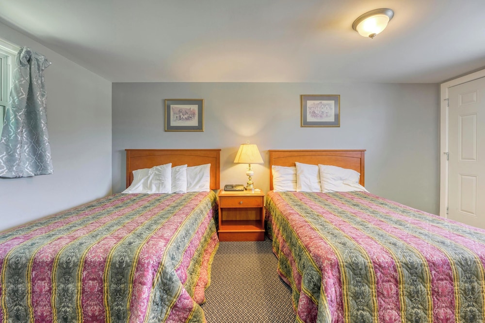 The Gables inn 14/64