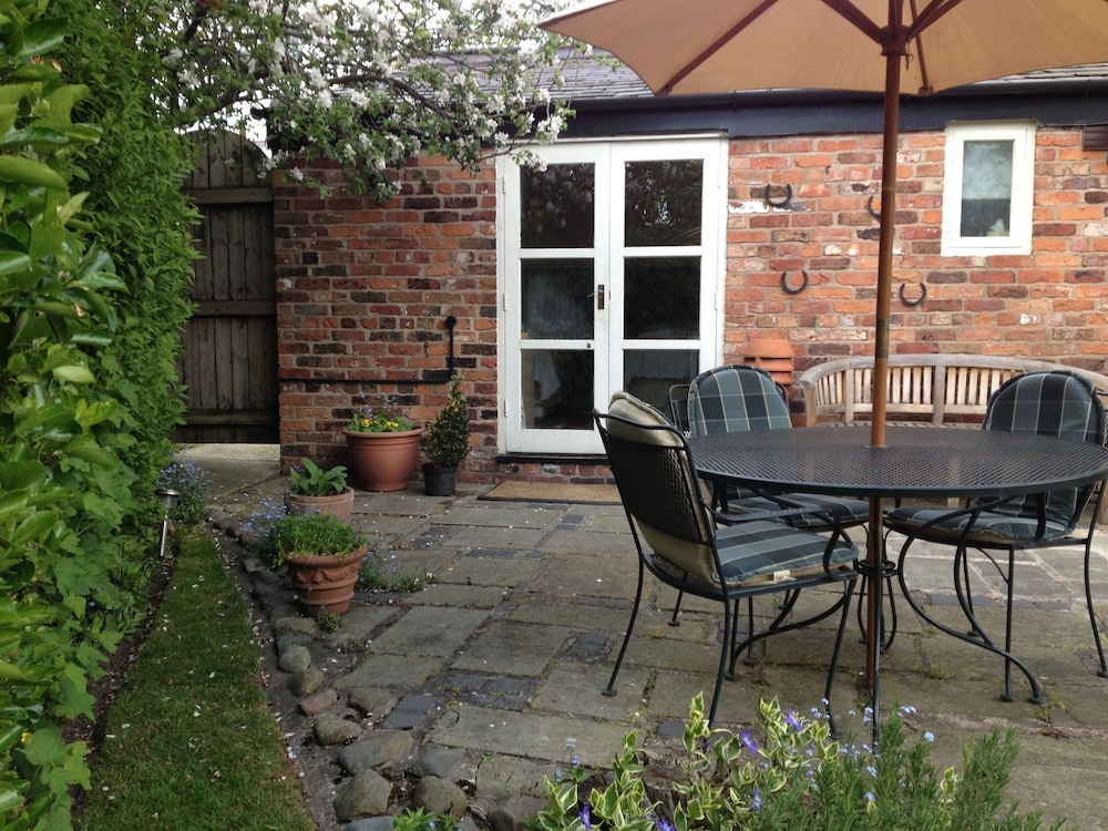 Pickmere Country Guest House 42/50