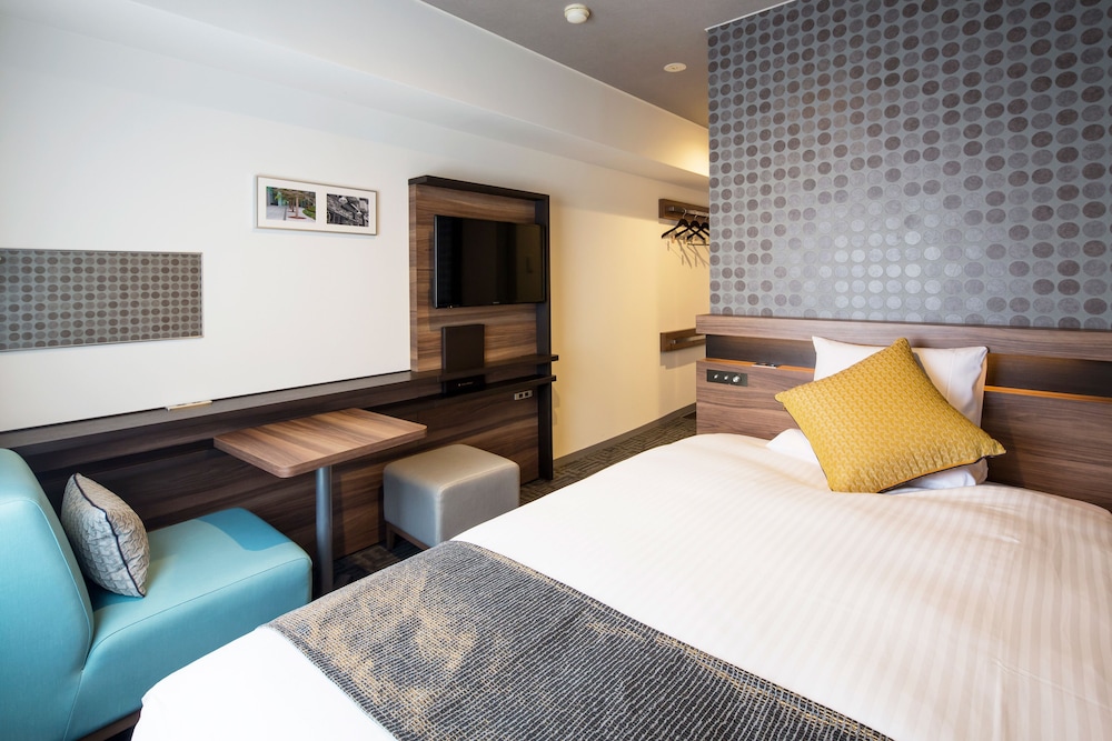 SEMI ROOM, STANDARD, SEMI DOUBLE BED, SMOKING