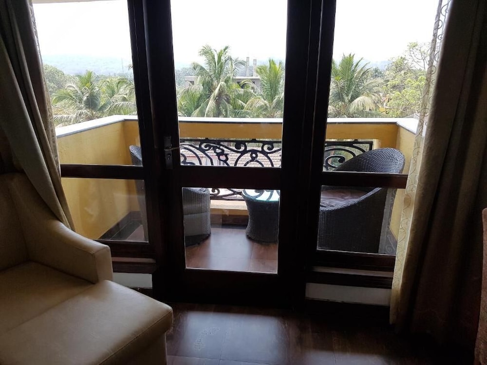 De Alturas Resort 57/82