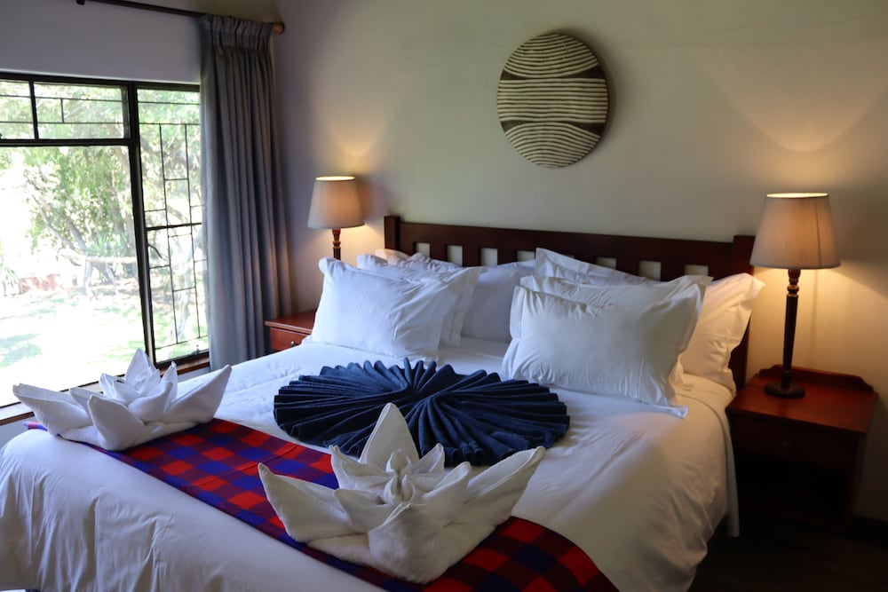 Phelwana Game Lodge 5/50
