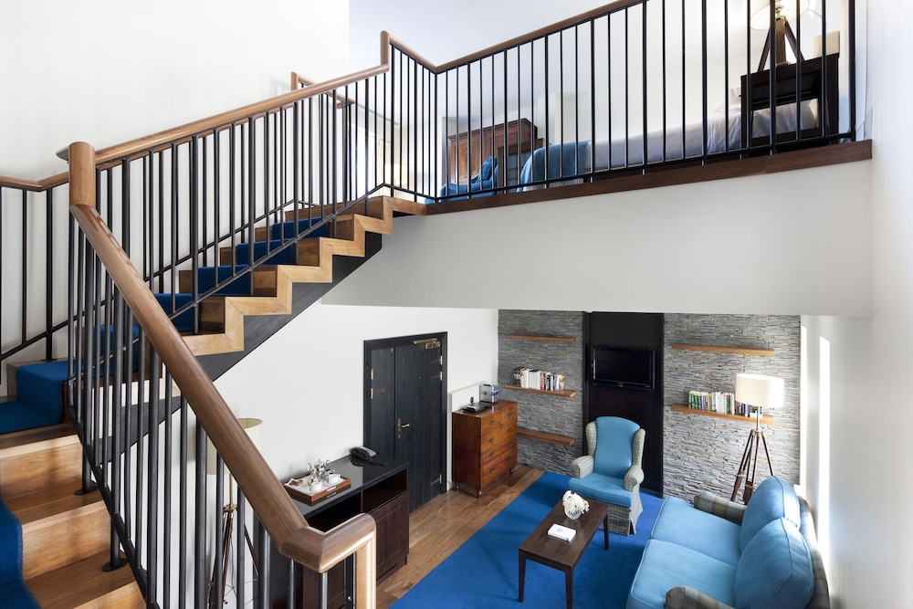Cliff House Hotel 39/50