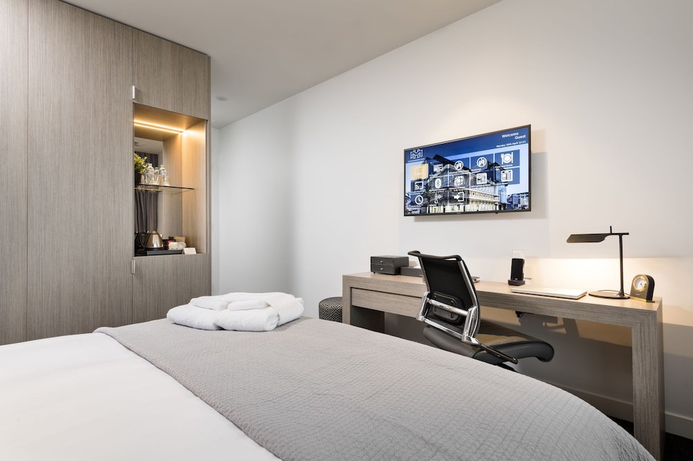 CONTEMPORARY
