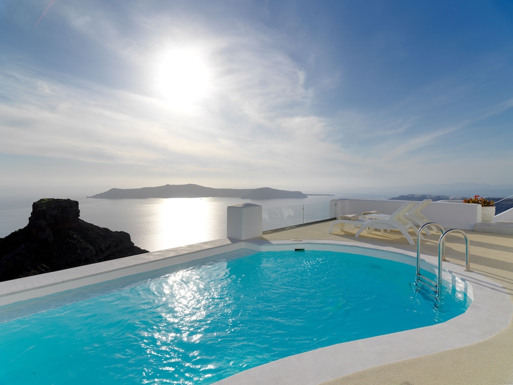 Tholos Resort 55/62