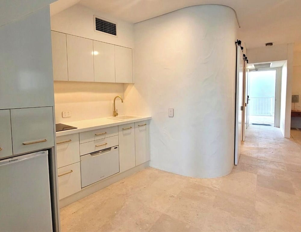 Penthouse, Queen Bed, Pool View, NOOSA BLUE RESORT 6/6