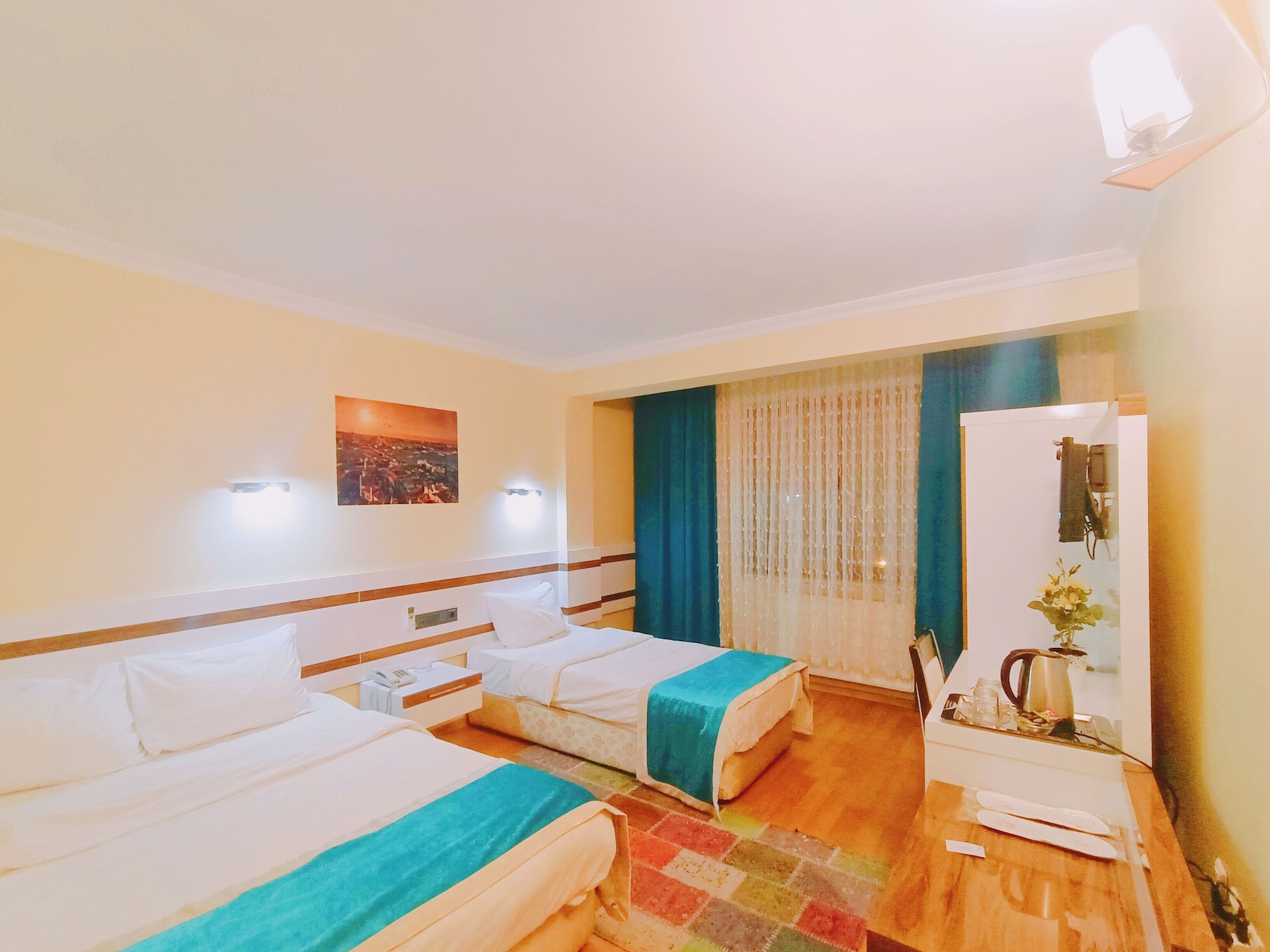 FAMILY, DOUBLE BED