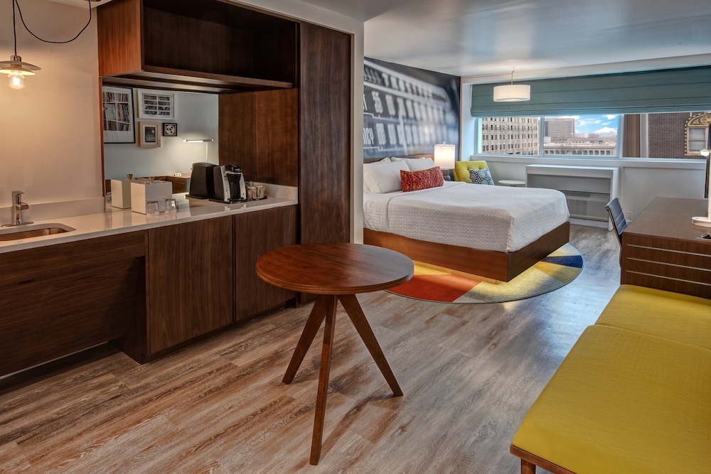 Hotel Indigo Memphis Downtown 55/68