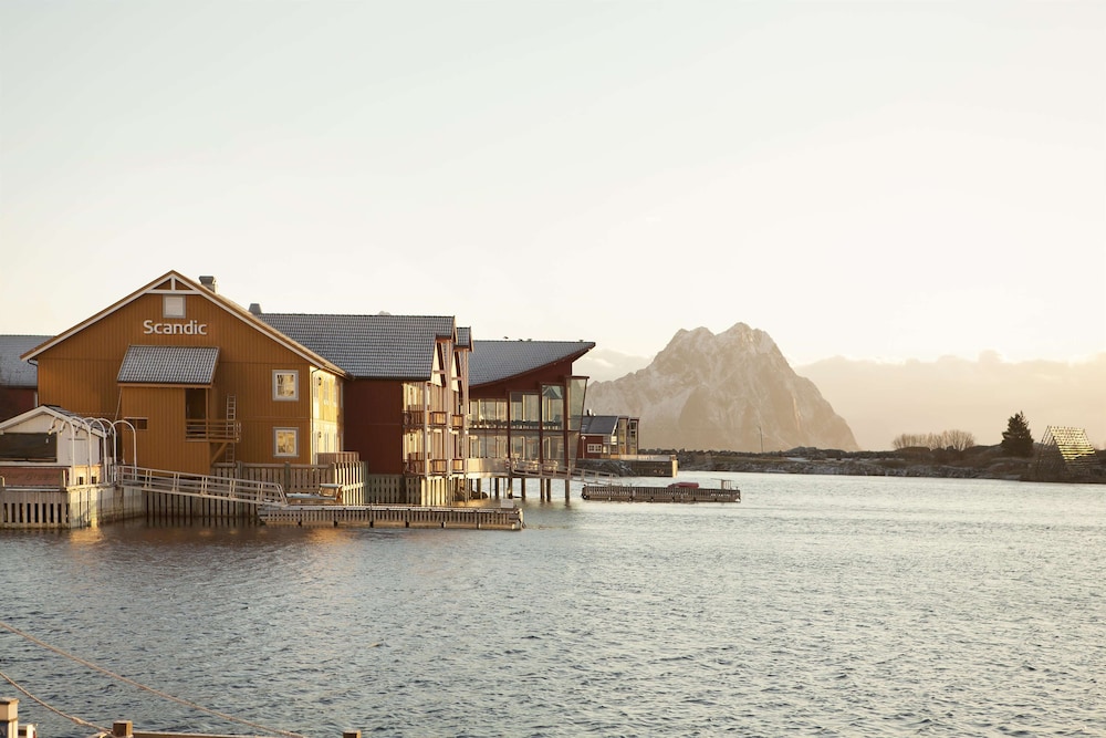 Scandic Svolvaer 42/50