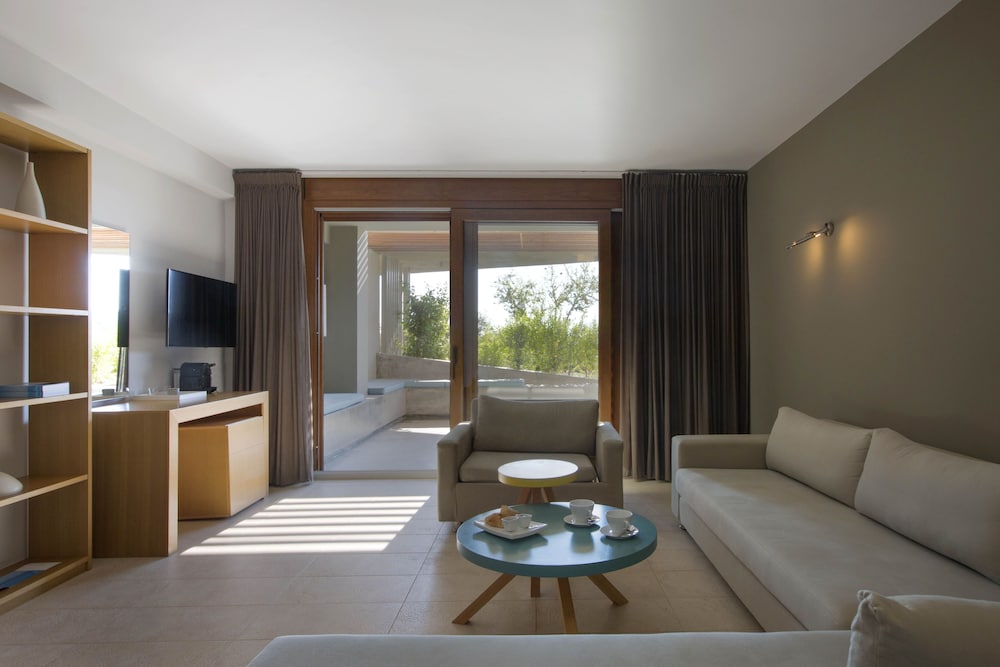 THALATTA SEASIDE HOTEL 47/73