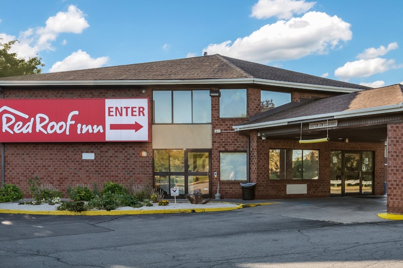 Red Roof Inn Rochester Airport in ROCHESTER - NY