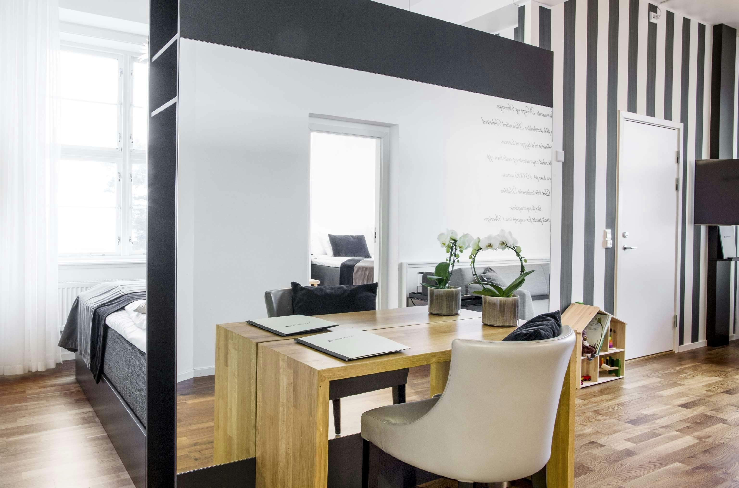 Fredriksten Hotell 18/19
