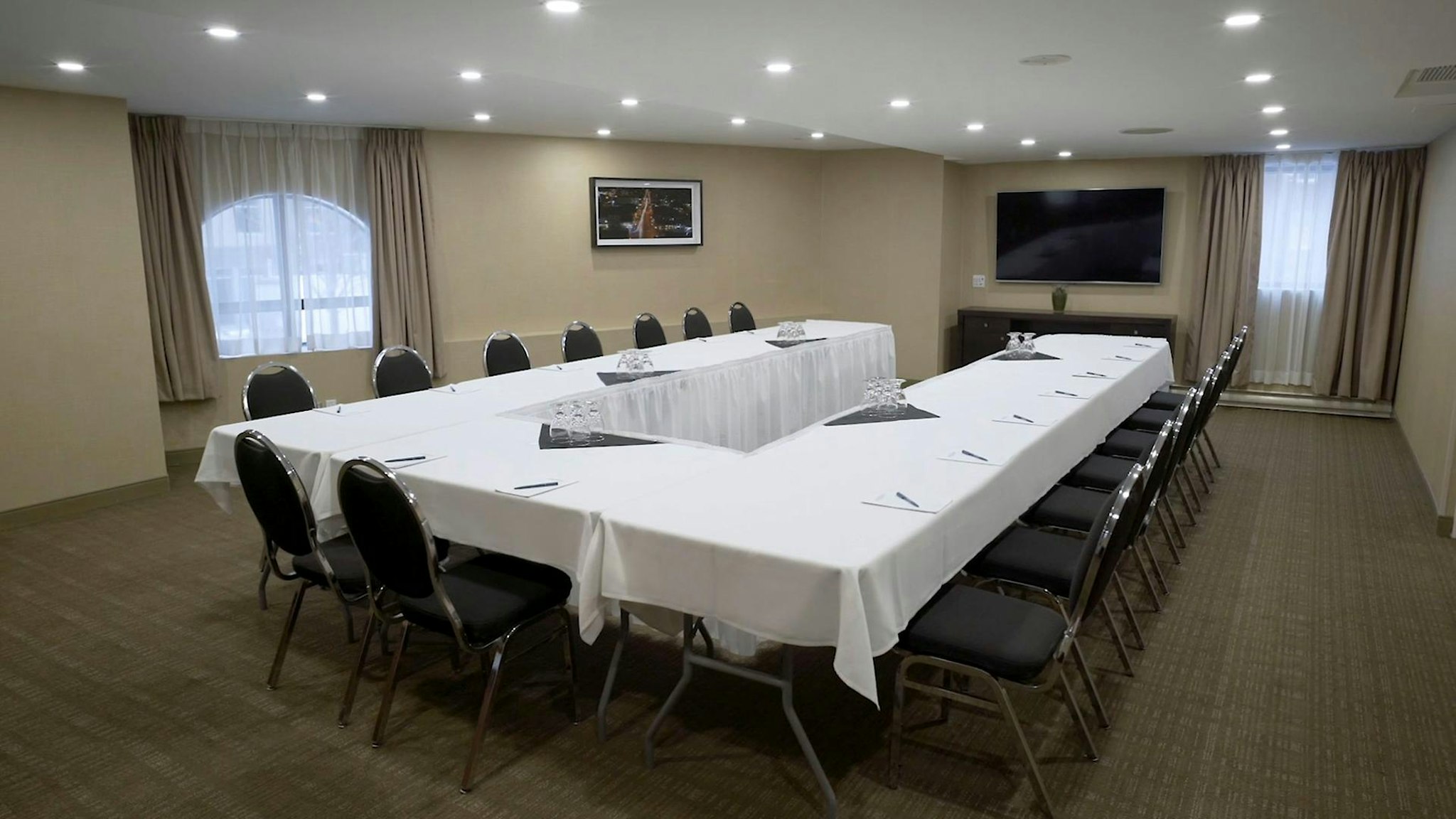Les Suites Hotel Ottawa 41/50