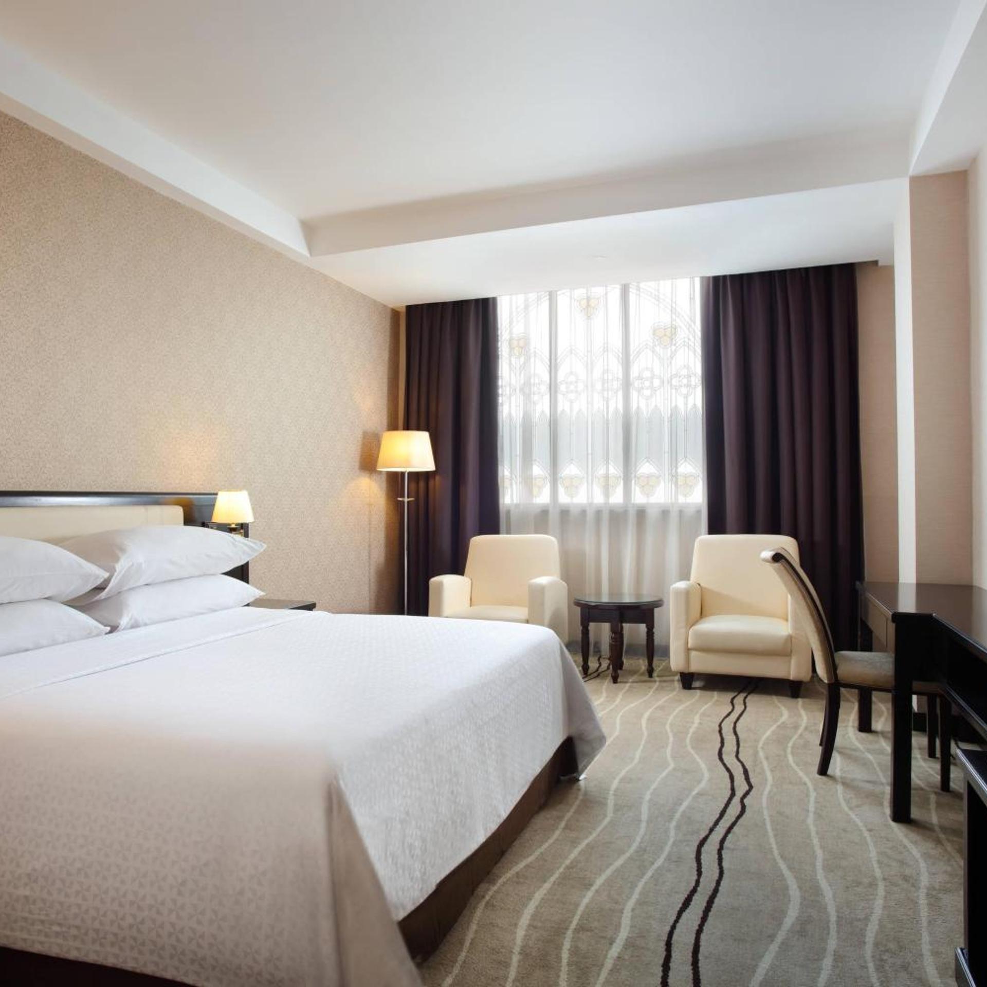Business, Guest Room, King Bed