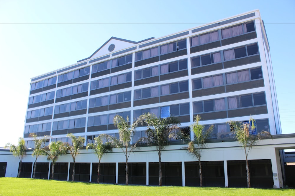 Radisson Hotel Oakland Airport 2/63