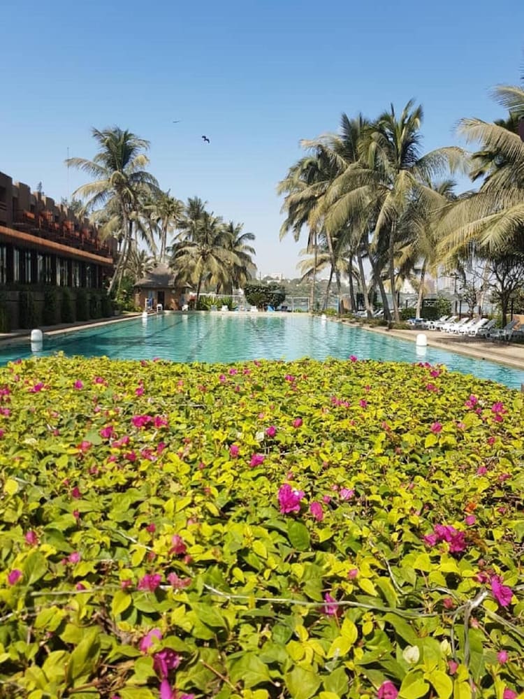 Hotel Jardin Savana Dakar 54/62