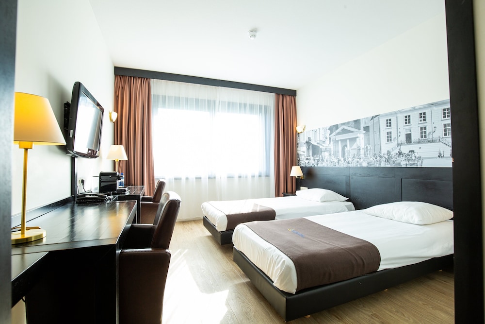 Bastion Hotel Roosendaal 12/36