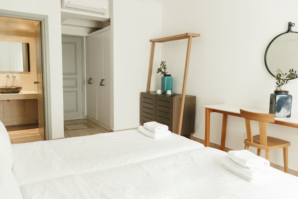Astro Palace Suites And Spa 14/73